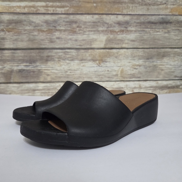 Gentle Souls by Kenneth Cole Gisele Wedge Slide Sandals Black Size 7 - Picture 1 of 15
